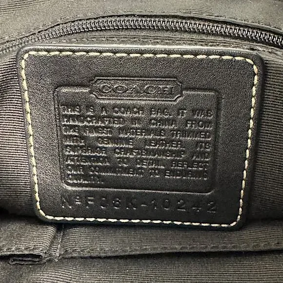 Coach Hampton Jacquard Logo Canvas and Leather Shoulder bag - Picture 13 of 14